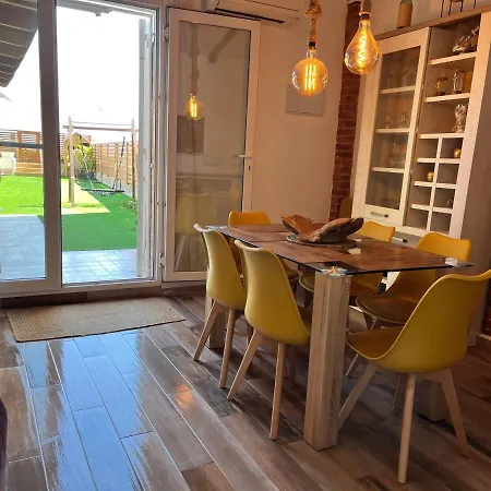 Casa En Primera Linea De Playa 퍼졸