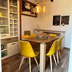 Casa En Primera Linea De Playa * 퍼졸