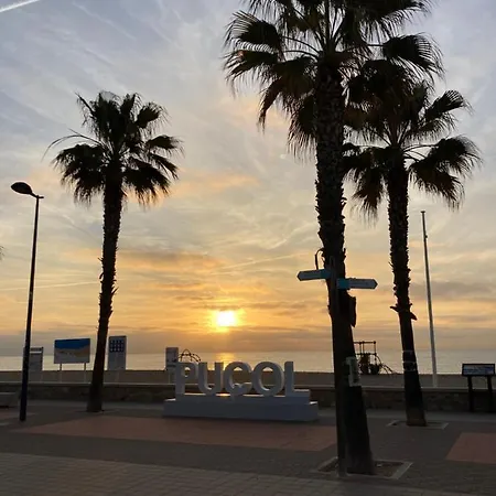 度假居 Casa En Primera Linea De Playa *